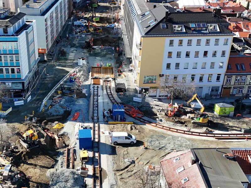 Bildet viser deler av ny trikkespor på Kongens gate.